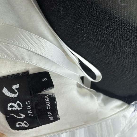 Elegant White Halter Dress - Picture 14 of 14